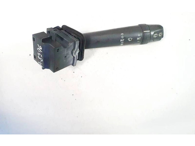 Ручка стеклоочистителей    Volvo V70