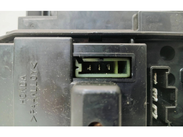 Блок предохранителей  650SS   Honda Prelude    