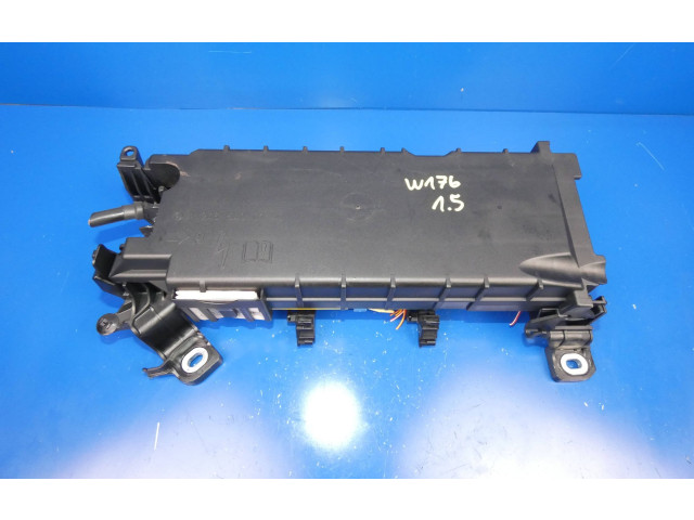 Блок предохранителей  A2465400140   Mercedes-Benz A W176    