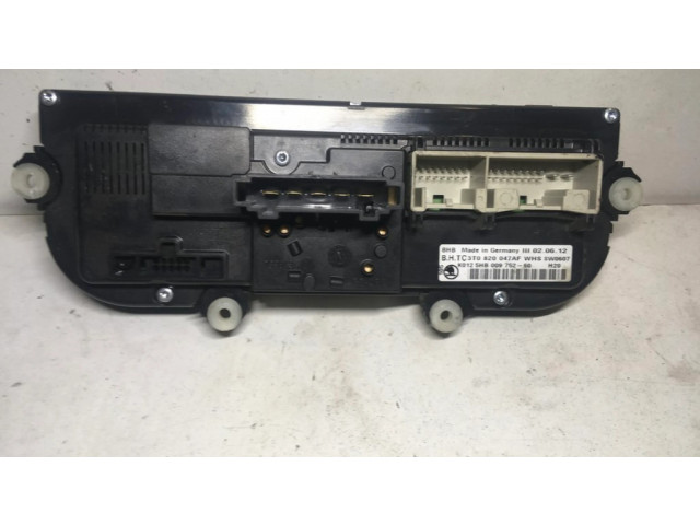 Блок управления климат-контролем 3T0820047AF Skoda Octavia Mk2 (1Z)
