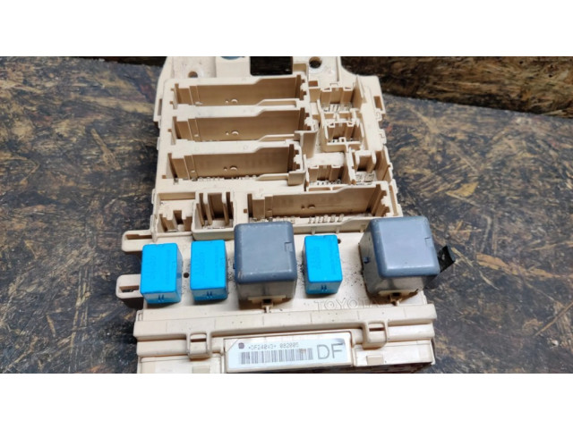 Блок предохранителей DF240V3, 082005   Toyota Solara    