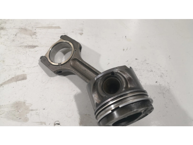 Поршень с шатуном 1741 BMW X5 E70 для дизельного двигателя 3.0