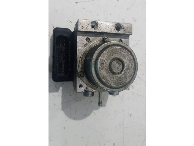 Jednotka ABS Nissan X-Trail T30 2005