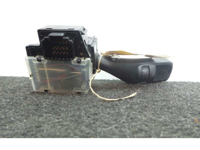 Ручка стеклоочистителей    Ford Focus