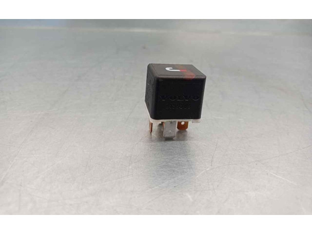 Pojistková skříňka 9130269, 4RA00351073 Volvo 850 1996