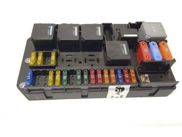 Pojistková skříňka Řídící jednotka BSM YQE500370 Land Rover Range Rover Sport L320 2007