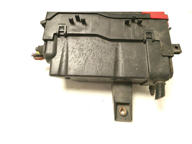 Блок предохранителей GX7314A076AA Jaguar XE