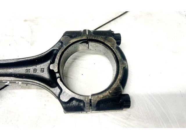 Píst Toyota Avensis T250