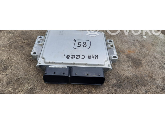 Блок управления двигателем Блок управления 39130-2A700, 39130-2A700   KIA Ceed