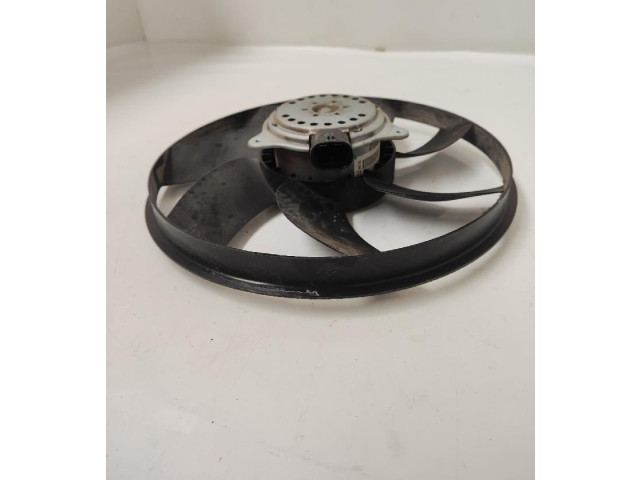 Вентилятор радиатора M159984 Citroen C4 Cactus