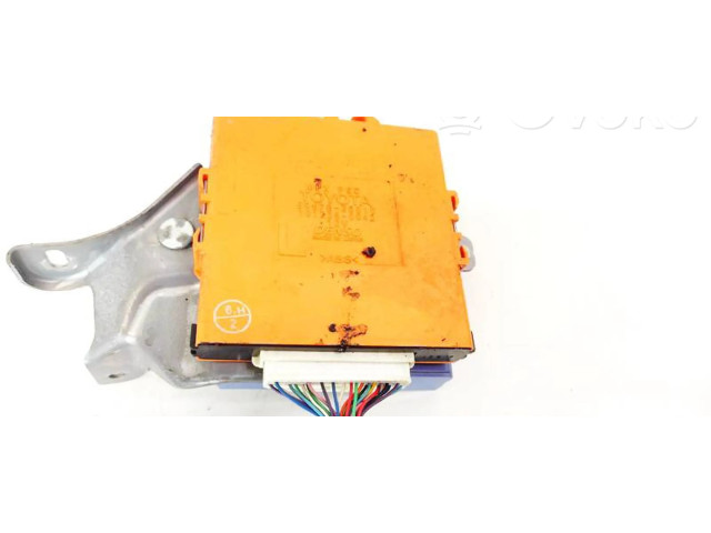 Блок комфорта 8967030010 Lexus GS 300 350 430 450H