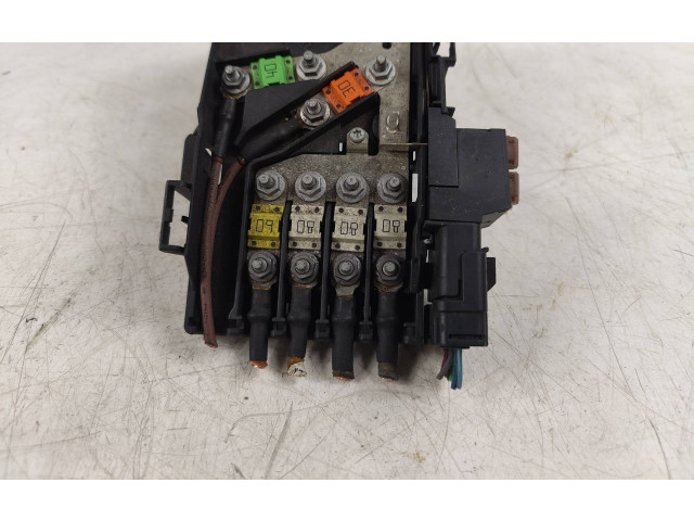 Pojistková skříňka 9666527580 Peugeot 3008 2011