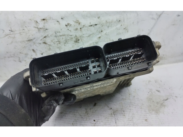 Řídící jednotka 4E0907409B, 4E0907409B   Audi A8 S8 D3 4E 2003