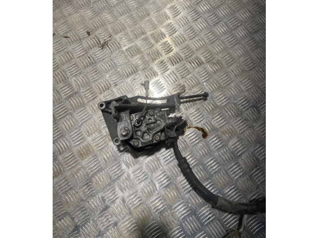 Насос усилителя руля    Subaru Forester SG