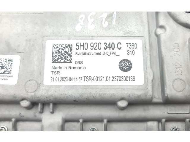 Панель приборов 5H0920340C Volkswagen Golf VIII