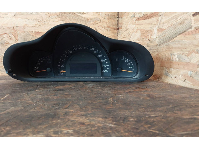 Přístrojová deska Mercedes-Benz C W203 2002 A2035404511, 110080169005