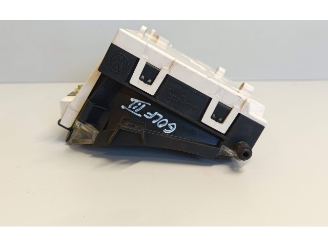 Панель приборов 616633142, 1H0919860T Volkswagen Golf III