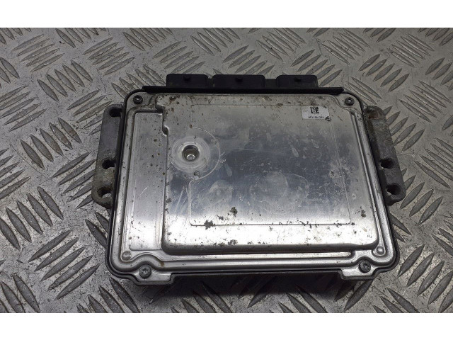 Řídící jednotka 9661813780   Citroen Berlingo 2005