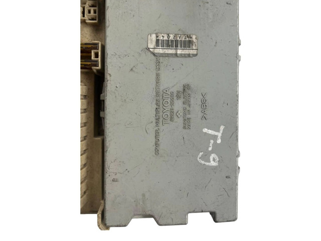 Pojistková skříňka 8922120050 Toyota Celica T230 2002