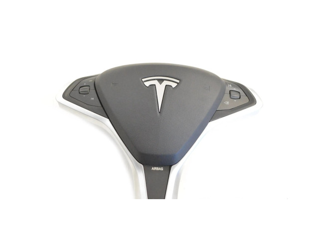 Подушка безопасности водителя 0589P1000552, 102250600C Tesla Model S