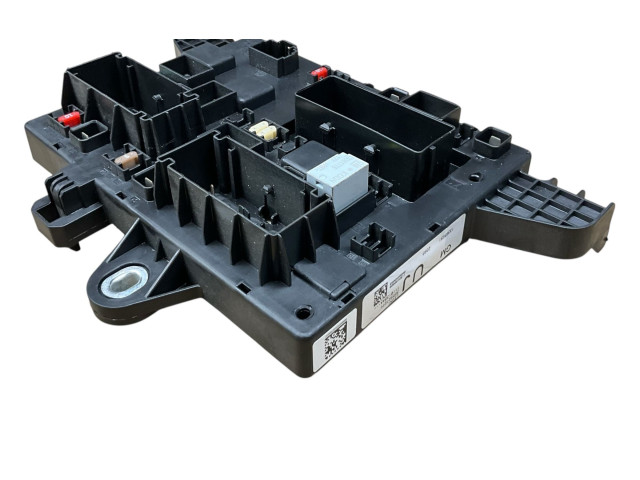 Pojistková skříňka 13368651 Opel Zafira C 2014