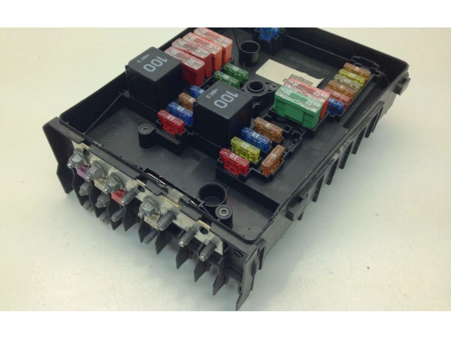 Блок предохранителей 1K0937125A Volkswagen Golf Plus