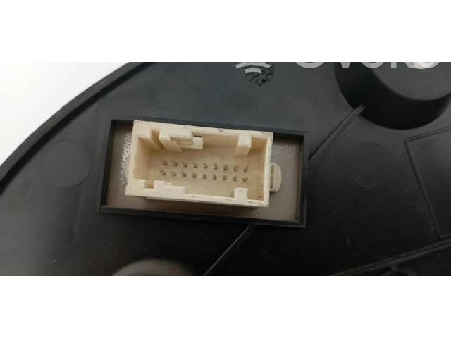 Přístrojová deska Fiat Scudo 2010 555001310102