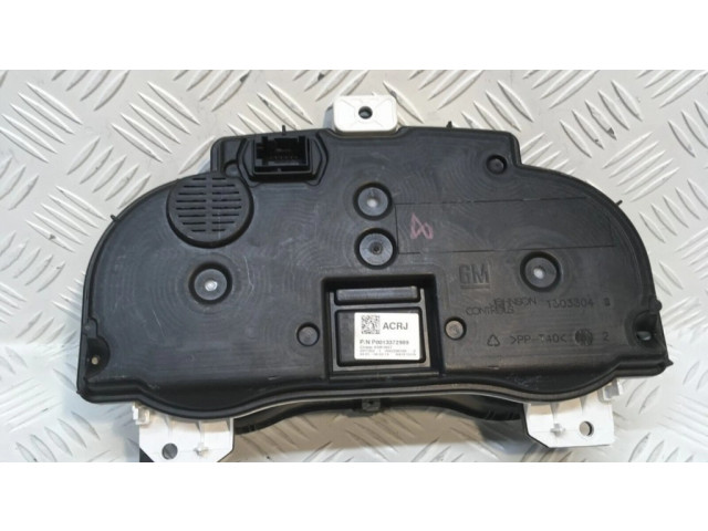 Панель приборов 13372989 Vauxhall Corsa D