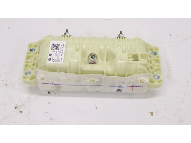 Подушка безопасности в сиденье    Skoda Octavia Mk4