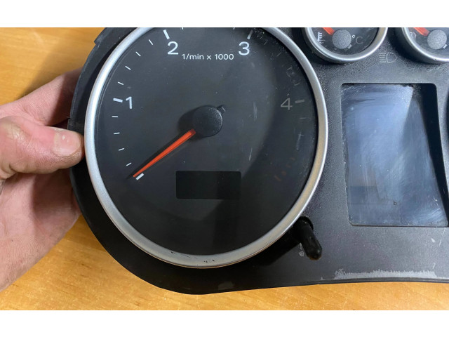 Панель приборов 81117994 Audi A2