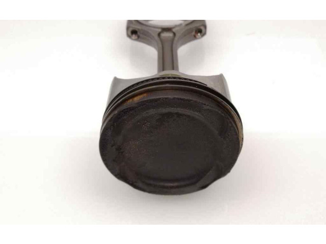  Поршень  121004W00C  Citroen Xantia  