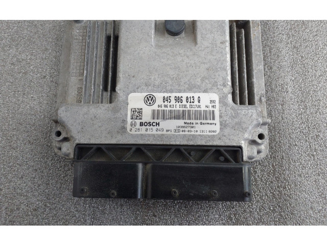 Блок управления двигателя 045906013Q, 0281015049 Skoda Fabia Mk2 (5J)