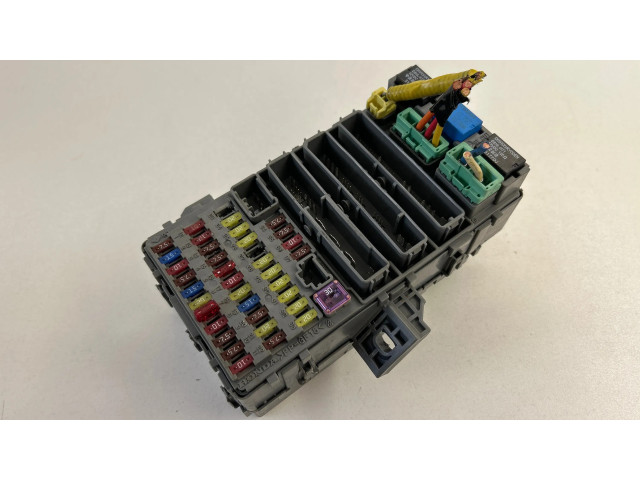 Блок предохранителей 52555LH, 5LHH5MV07   Mercedes-Benz E W211    