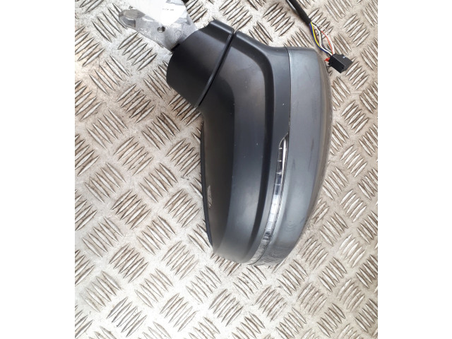 Zpětné zrcátko Volkswagen Tiguan 2019 E8047979, E8047979