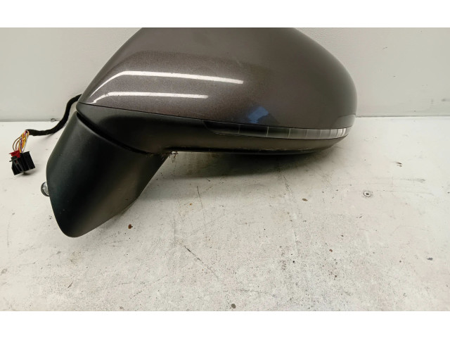 Zpětné zrcátko Volkswagen Touareg II 2013