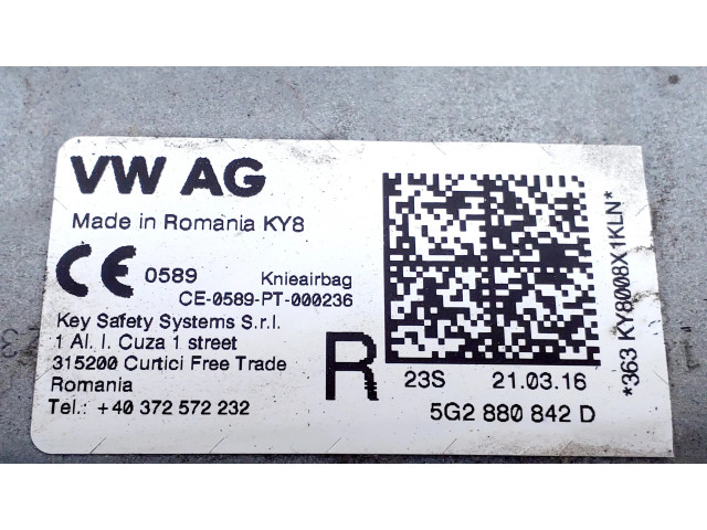 Подушка безопасности для колен 5G2880842D Skoda Octavia Mk3 (5E)