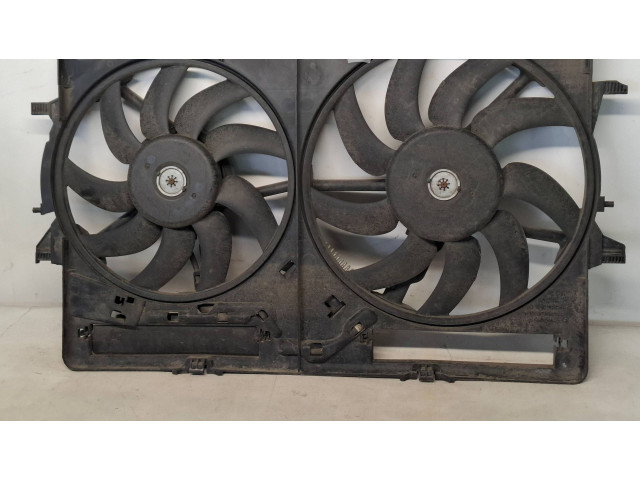 Вентилятор радиатора 8K0121003AD Audi A7 S7 4G