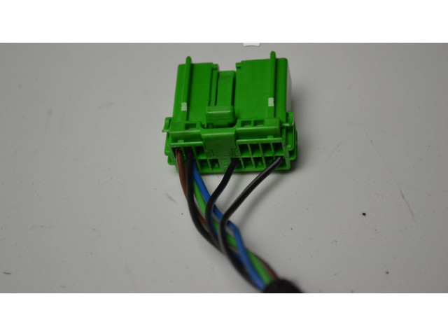 Зеркало электрическое Volvo V60 2013 - 2018 года