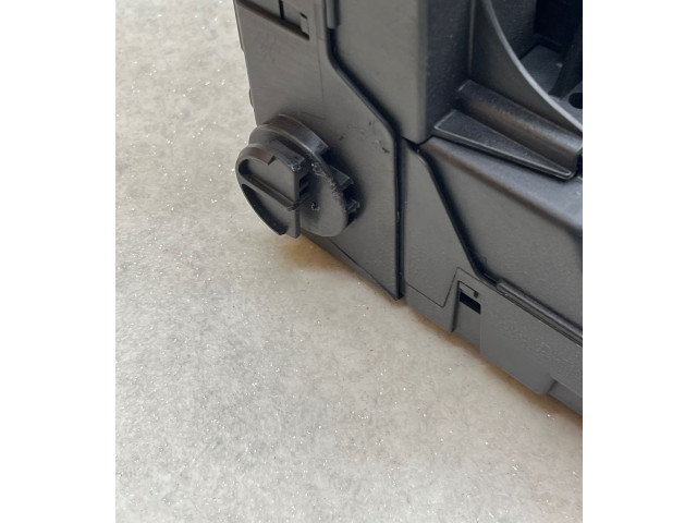 Блок предохранителей 30765646, 06W133   Volvo V70    