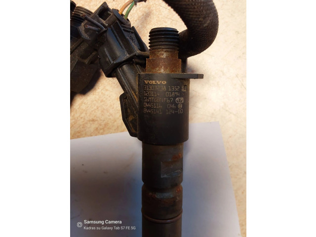 Форсунка 31303238    Volvo V70   