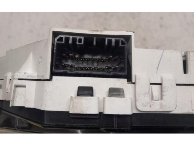 Přístrojová deska Suzuki Grand Vitara I 2005 2574201285, 3410054J02