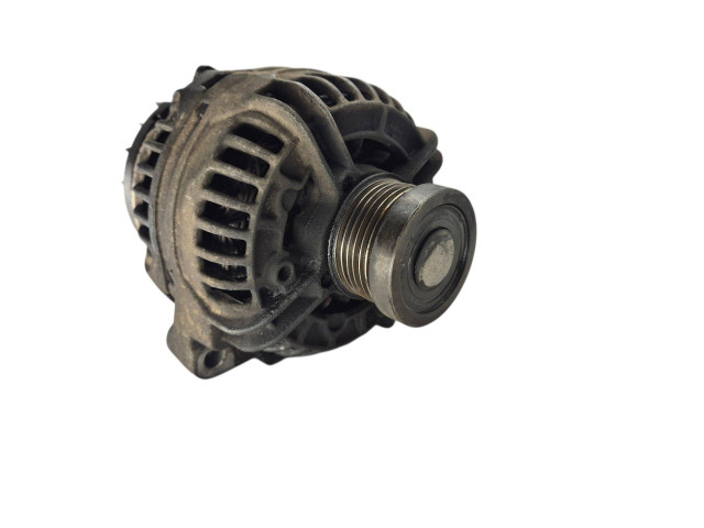 Генератор 8676496, 0124525029   Volvo V70      