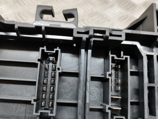 Блок предохранителей  A2465402714, A2465402614   Mercedes-Benz CLA C117 X117 W117    