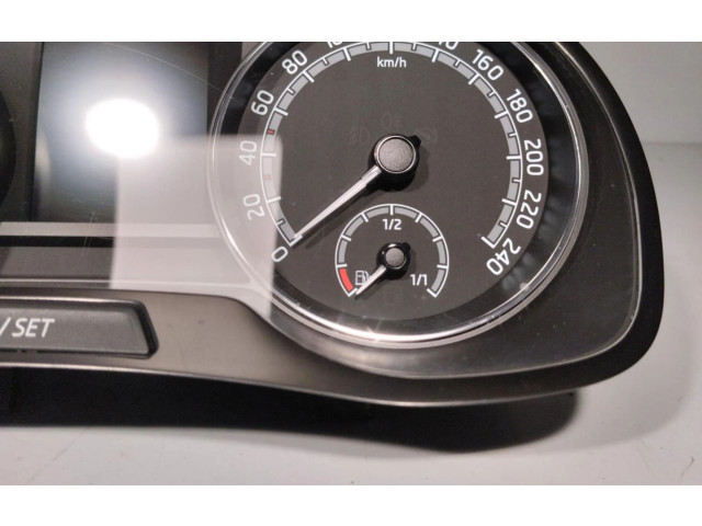 Панель приборов 6V0920740E Skoda Fabia Mk3 (NJ)