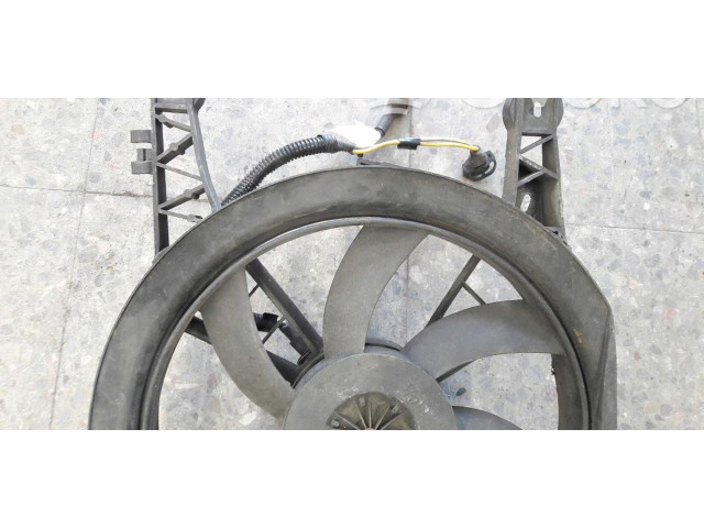 Электрический вентилятор радиаторов 834180R   Renault Clio I