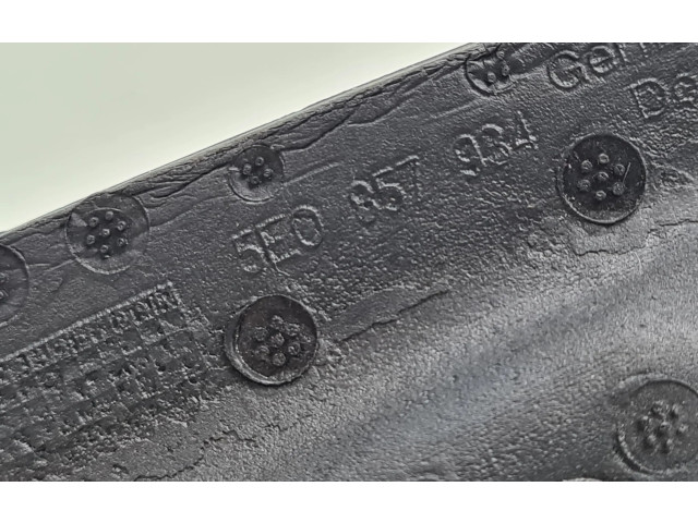 Зеркало электрическое Skoda Octavia Mk3 (5E) 2013 - 2019 года