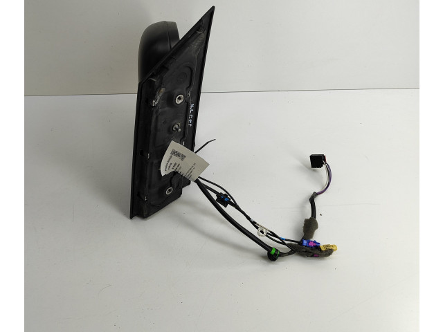 Зеркало электрическое Volkswagen Caddy 2015 - 2020 года