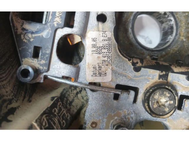 Руль Volkswagen Touran I  2003 - 2010 года 1T0419091B      