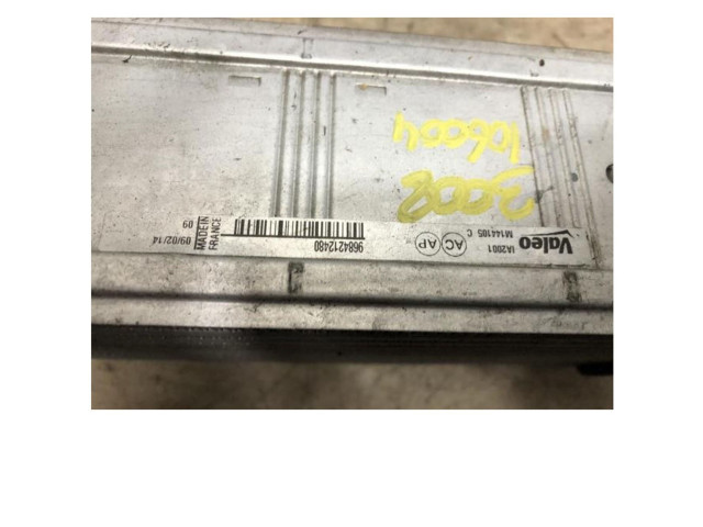 Радиатор интеркулера    0384N9, 0384N9   Peugeot 3008 I