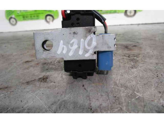 Блок предохранителей MB649187, ECE9865 Mitsubishi Montero